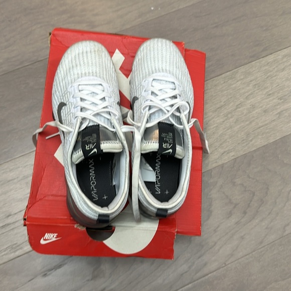 Nike Air VaporMax FlyKnit 3 - Picture 3 of 7